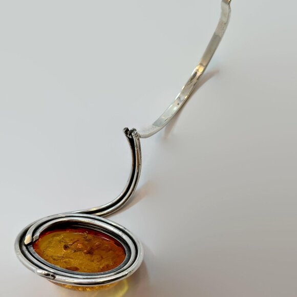 Amber Bracelet, Honey Amber, Sterling Silver, Hinged Bangle, Vintage Bracelet - Picture 6 of 6